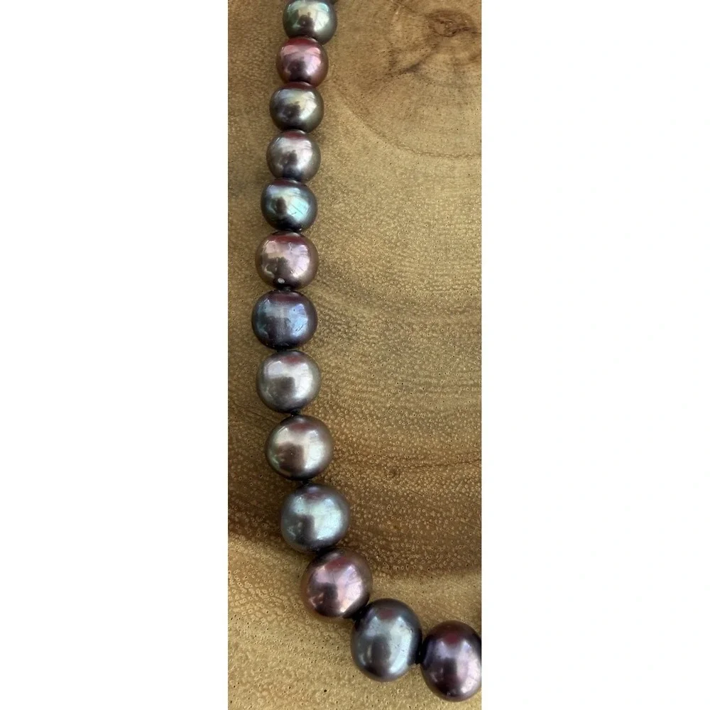 Genuine Peacock Tahitian Cultured Pearl Necklace with Sterling Silver Clasp - Picture 2 of 16